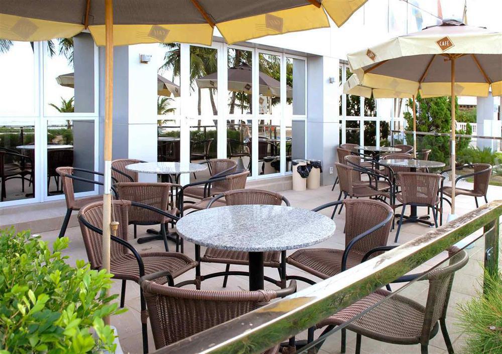 Ibis Joao Pessoa Praia المطعم الصورة